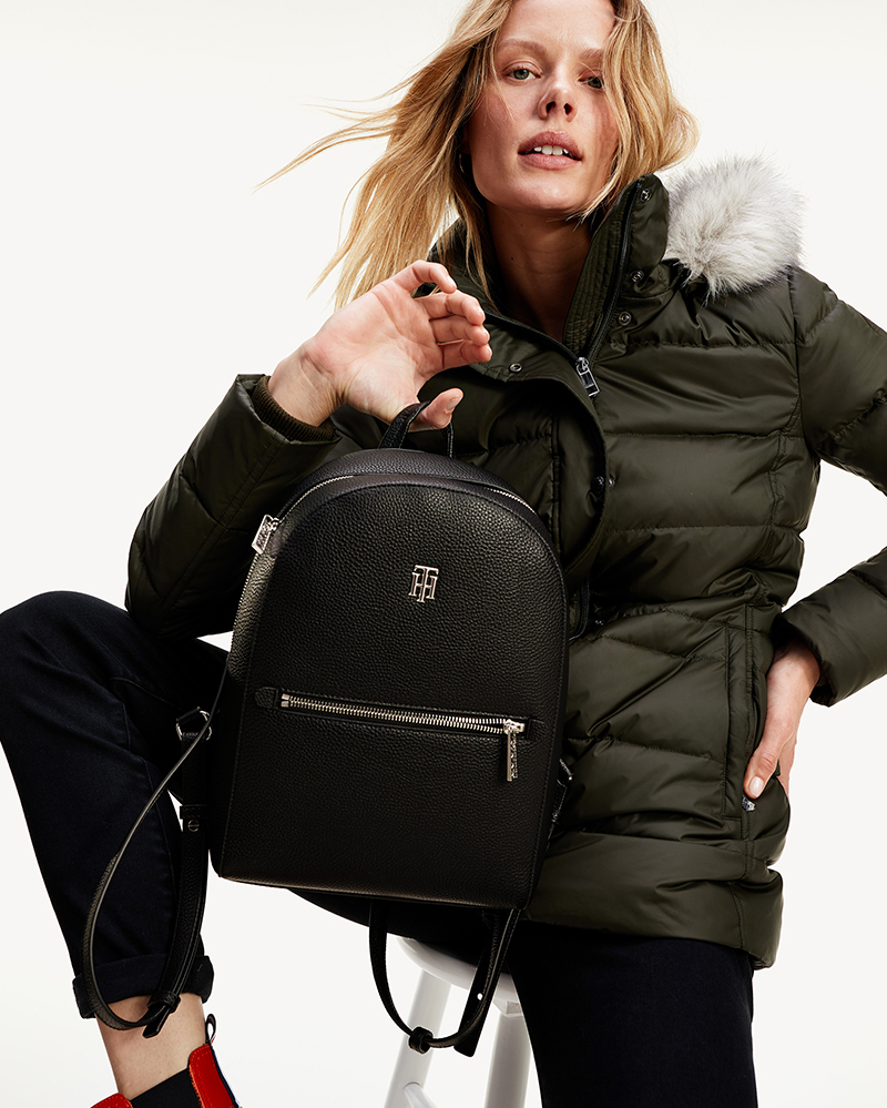 tommy hilfiger willowbrook mall
