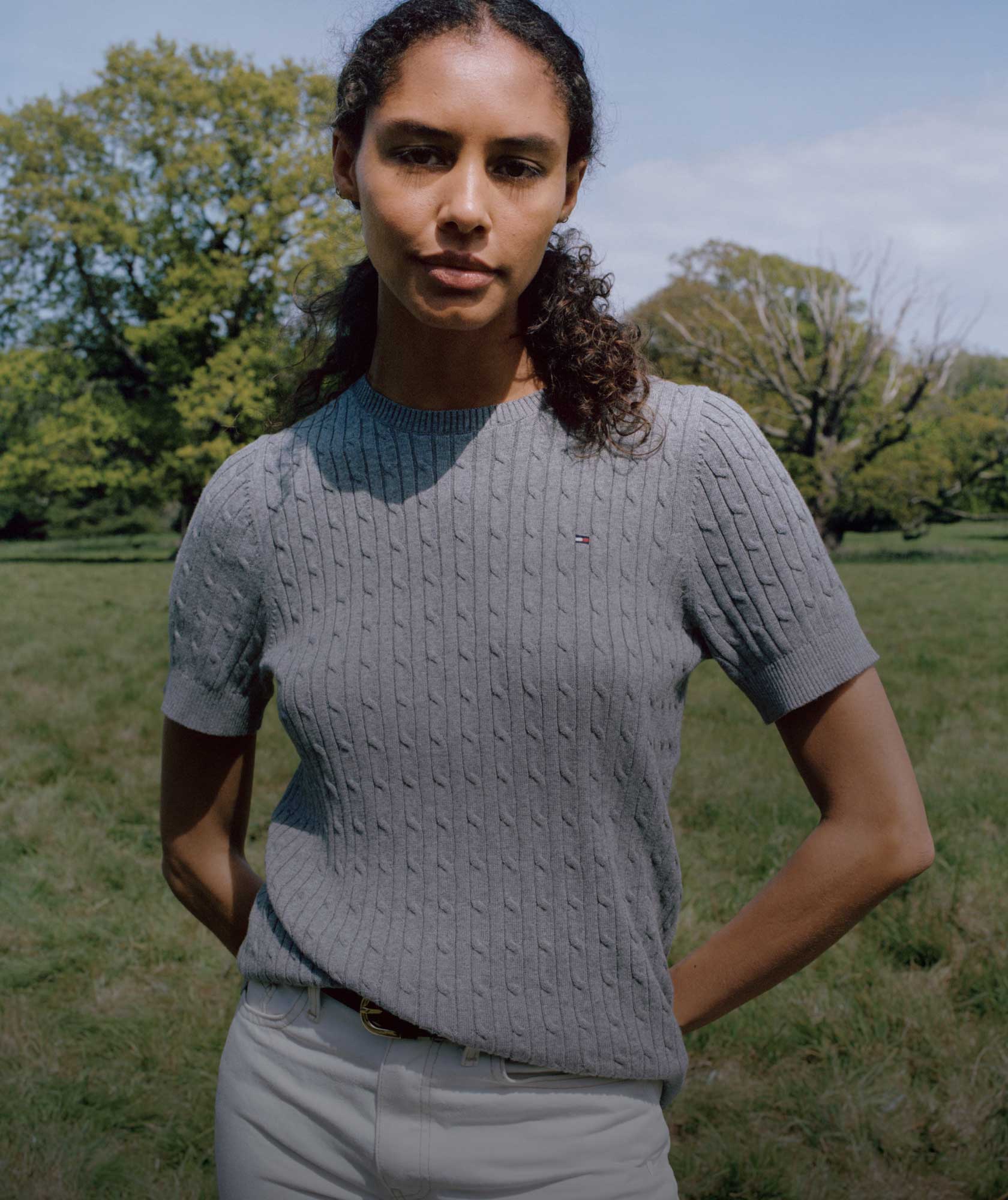 SHOP TOMMY HILFIGER ONLINE visual data 7