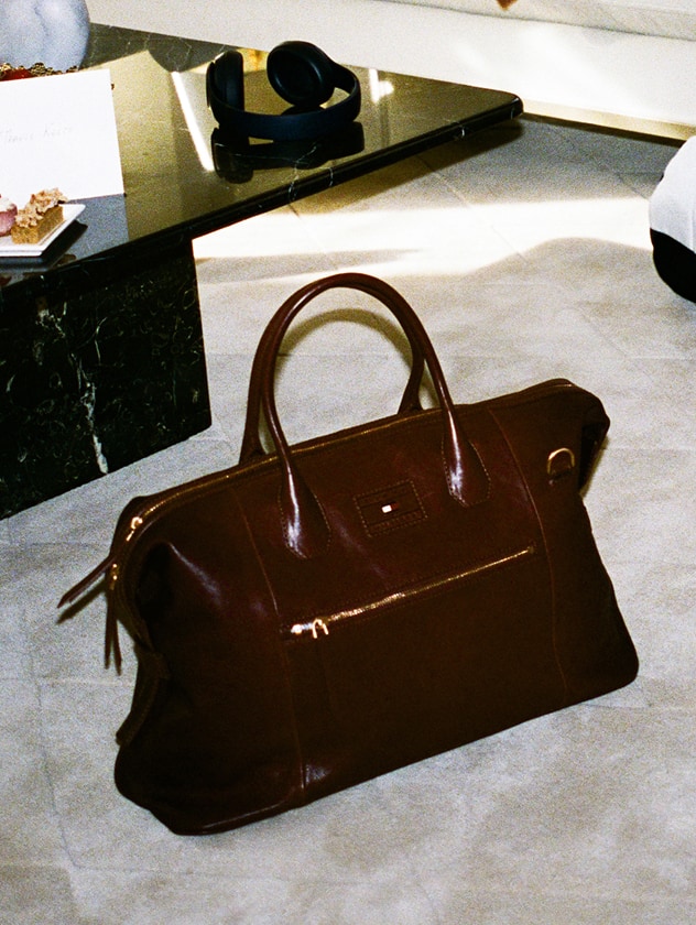 A dark red bag, new from Tommy Hilfiger.